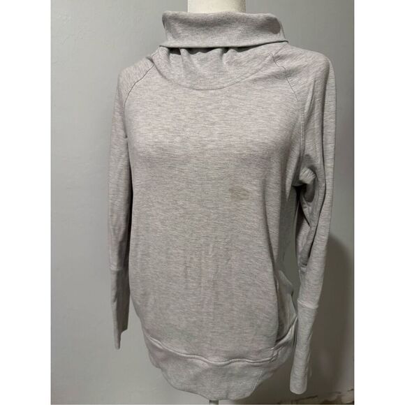 Lululemon pleated back cowl neck sweatshirt 6 - Picture 1 of 8